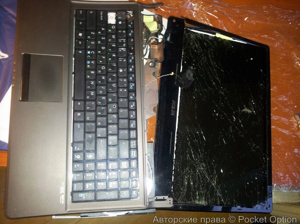 сломанный ноут