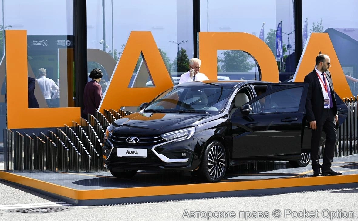 Лада Аура